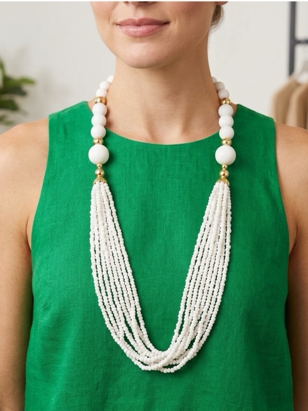 Vintage White and Gold Beaded Necklace